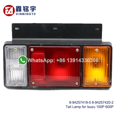 좋은 가격 24V ISUZU 100P 600P Tail Lamp with PP + PC Housing and 1 Year Warranty 온라인으로